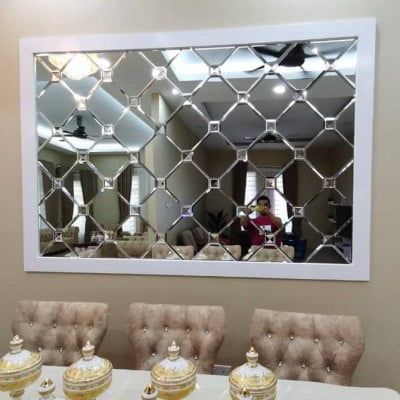 Gương ghép mẫu trụ đứng - Mẫu nhiều người lựa chọn 14 lắp khung gỗ cho gương ghép quả trám spa